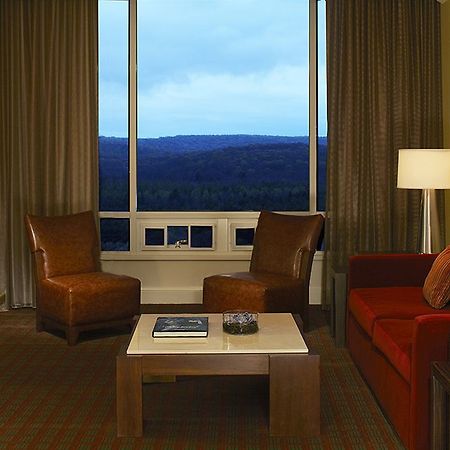 Great Cedar Hotel At Foxwoods Ледьярд-Центр Экстерьер фото