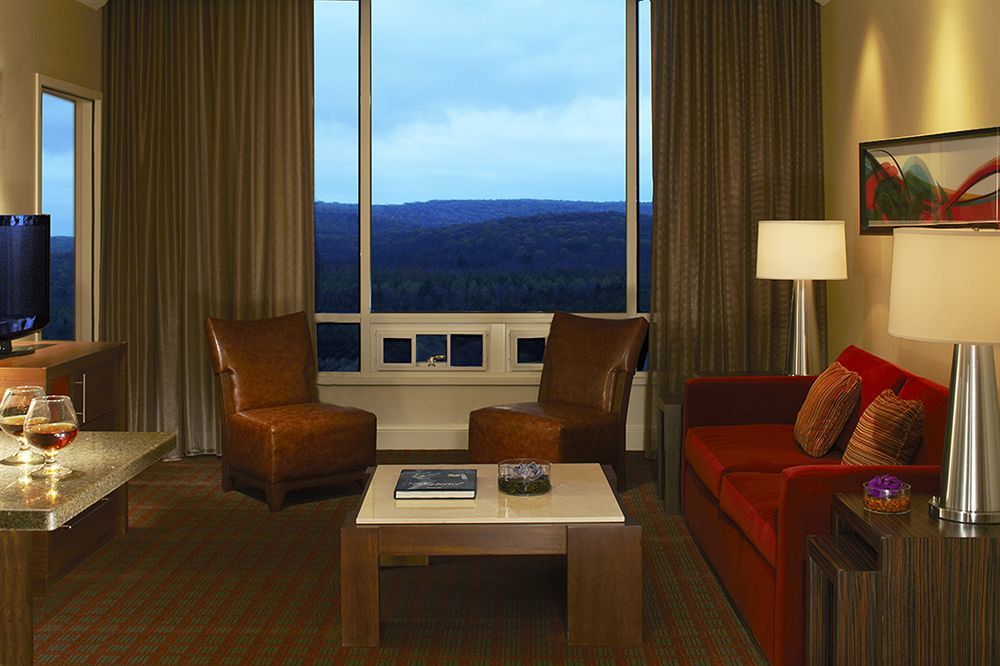 Great Cedar Hotel At Foxwoods Ледьярд-Центр Экстерьер фото